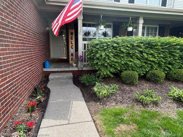 6462 Club Court E, 14, Holly, MI 48442 — Photo 3
