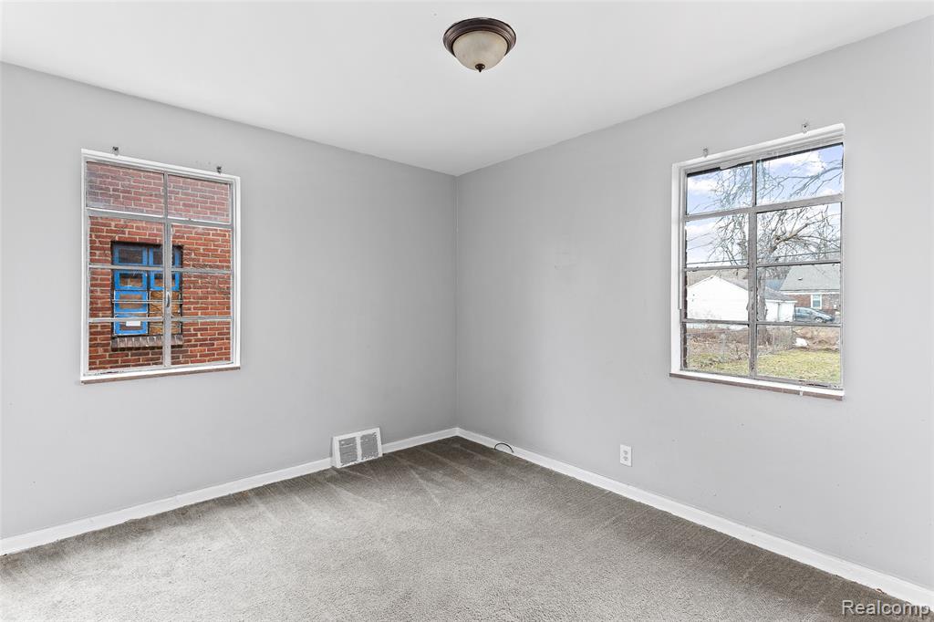 9327 Stout Street, Detroit, MI 48228 — Photo 11