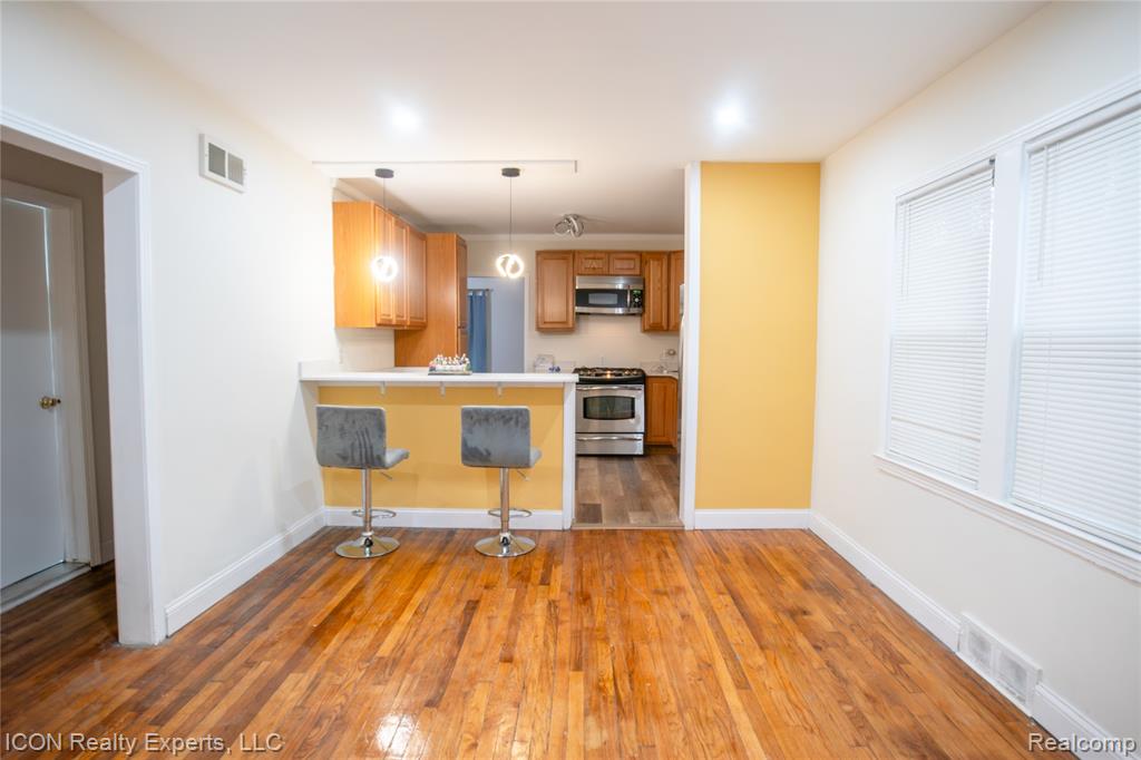 6838 Braun, Center Line, MI 48015 — Photo 4