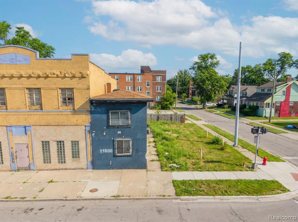 11505 LIVERNOIS Avenue, Detroit, MI 48204 — Photo 8