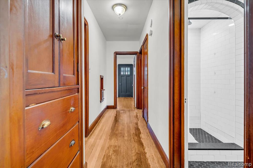 5253 GRAYTON Street, Detroit, MI 48224 — Photo 50