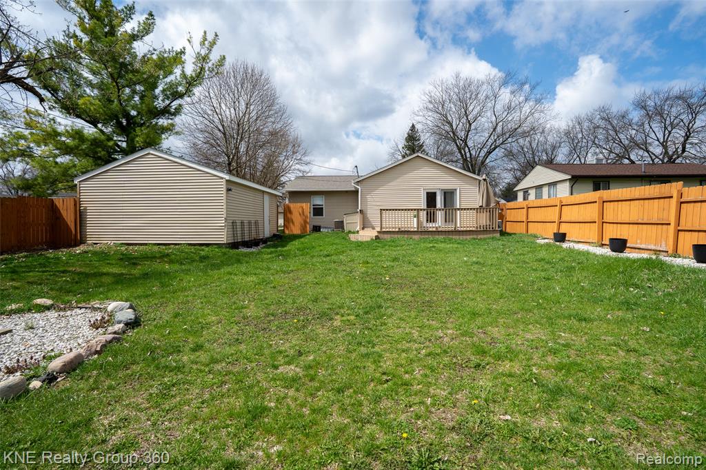 5357 Military Avenue, Brighton, MI 48116 — Photo 8