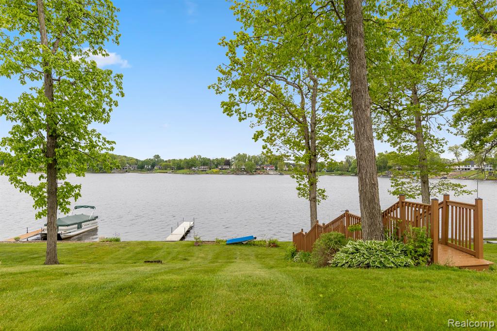 13953 GRANDPOINT Drive, Cement City, MI 49233 — Photo 46