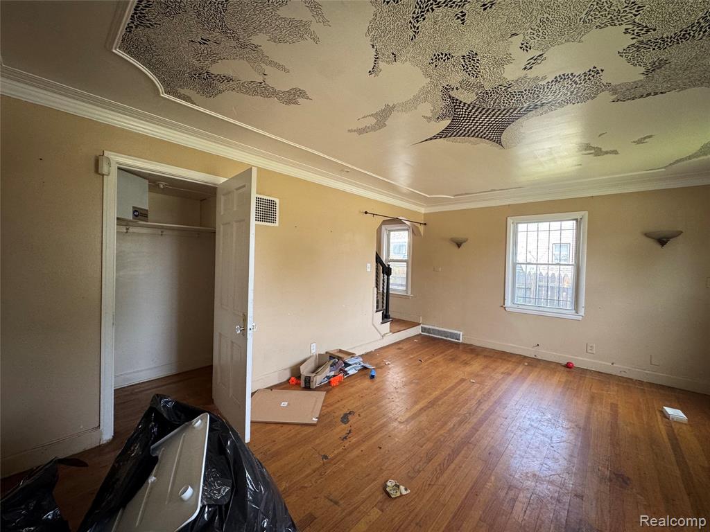 9710 Courville Street, Detroit, MI 48224 — Photo 8