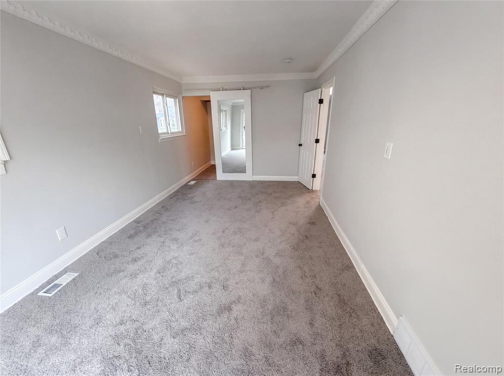 916 Longfellow Avenue, Royal Oak, MI 48067 — Photo 4