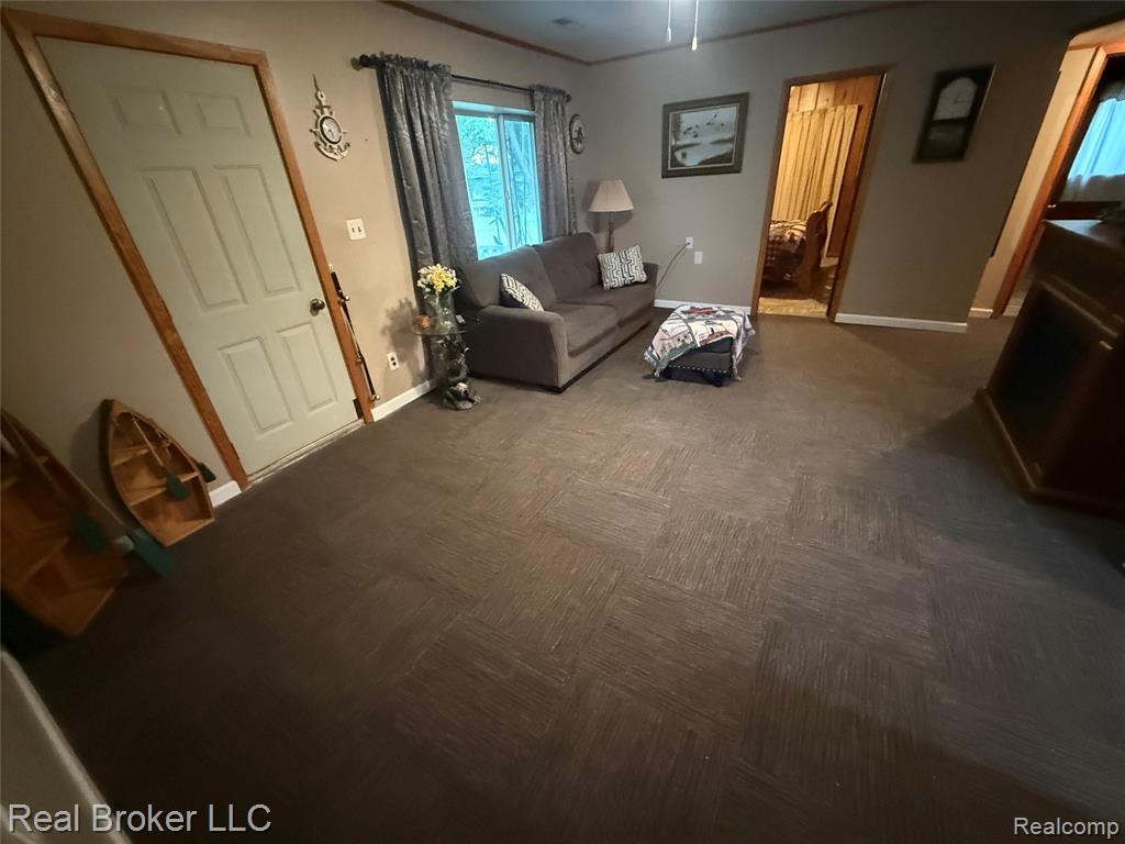 8637 Rowe Road, MI — Photo 19