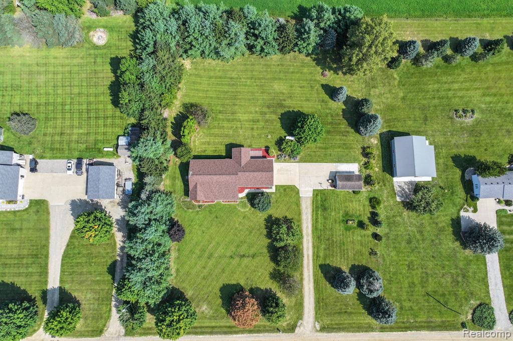 761 MELLISH Drive, Lapeer, MI 48446 — Photo 34