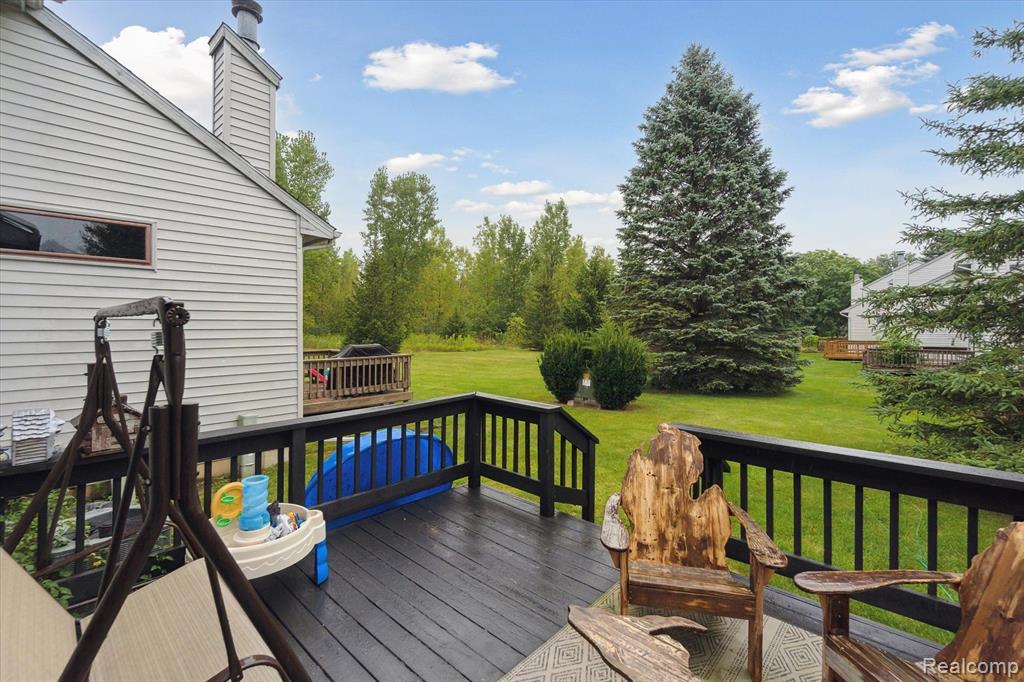 5231 COUNTRY WOOD Lane, Grand Blanc, MI 48439 — Photo 30