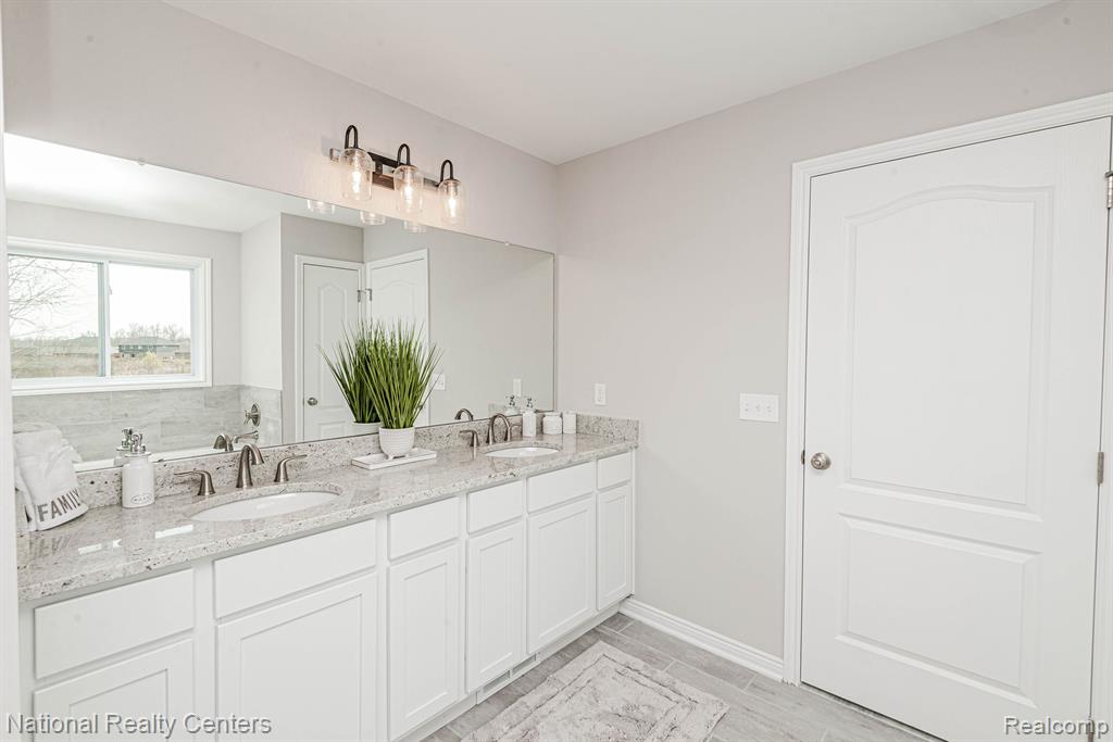53170 Woodland, Chesterfield, MI 48047 — Photo 33