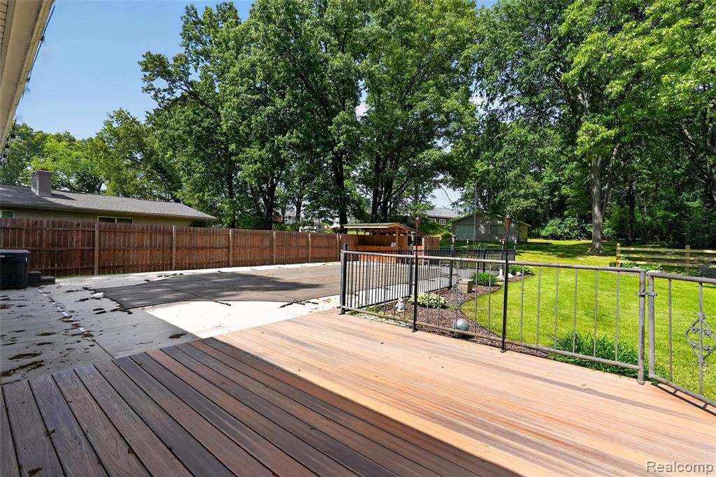 8668 Cooley Beach Drive, White Lake, MI — Photo 53