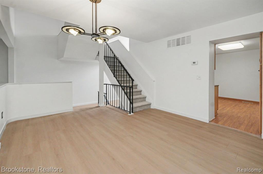 7440 Azalea Court, West Bloomfield, MI — Photo 14