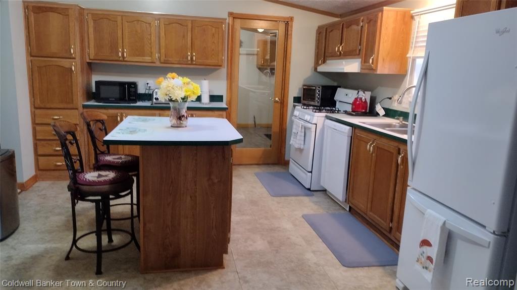 9740 Russell Street, Northville, MI 48167 — Photo 26