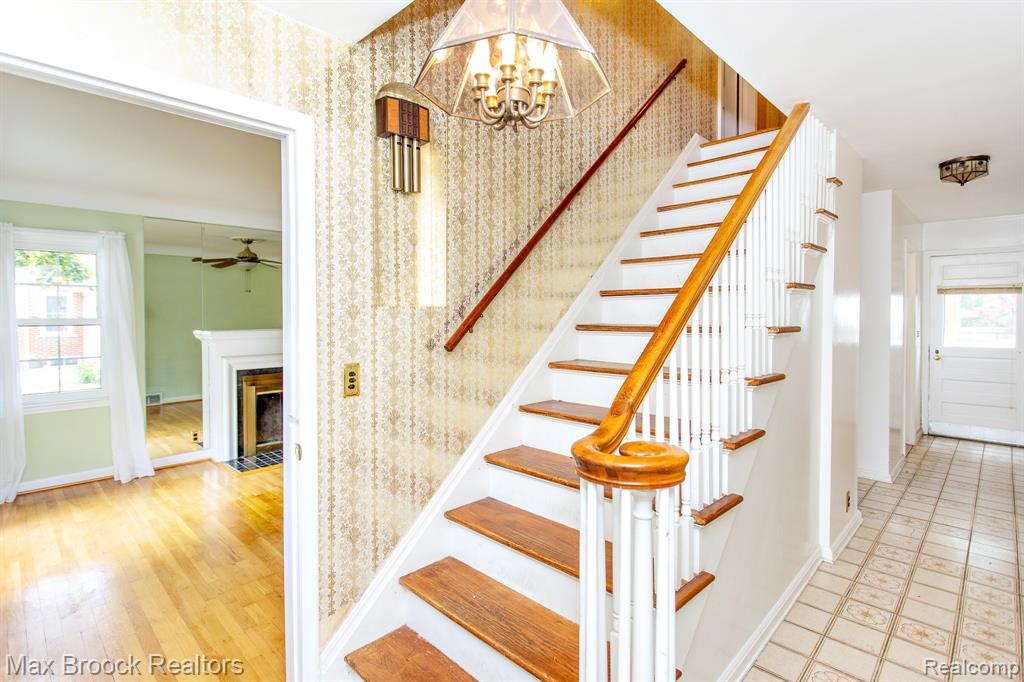 1852 Edgewood Boulevard, Berkley, MI 48072 — Photo 5