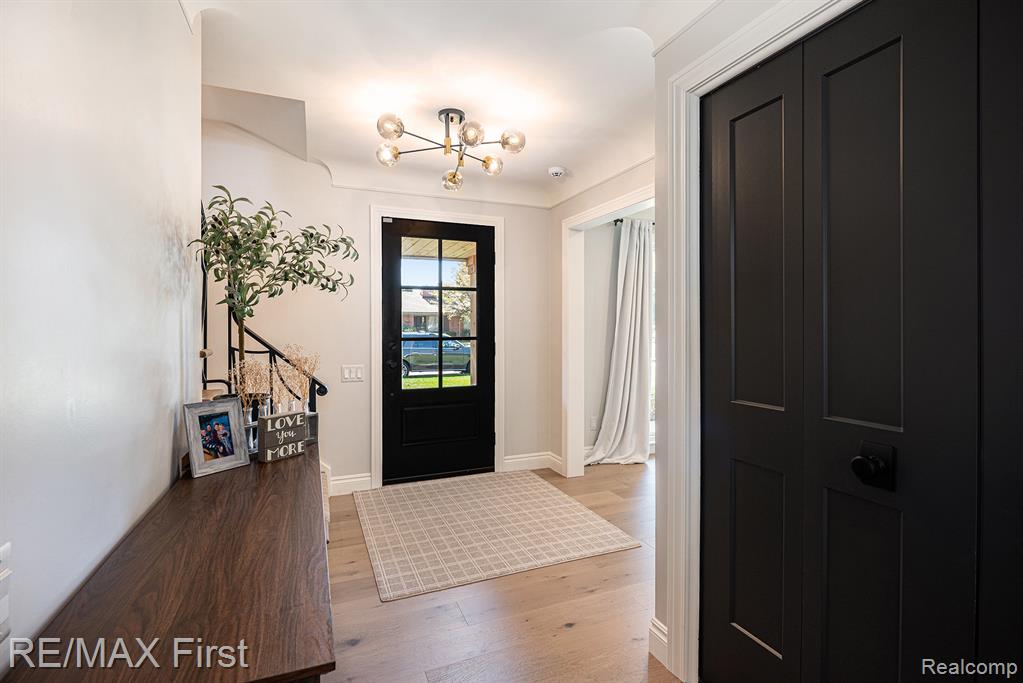 34 Putnam Place, Grosse Pointe Shores, MI 48236 — Photo 4