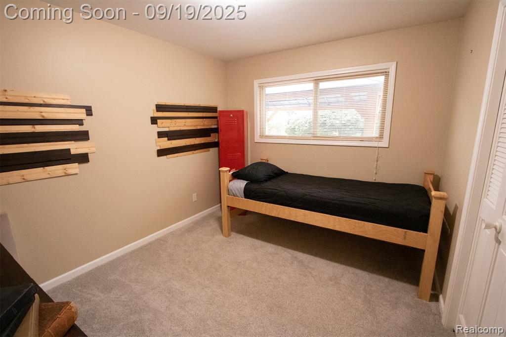 8139 Hedgeway Drive, Shelby Twp, MI 48317 — Photo 35