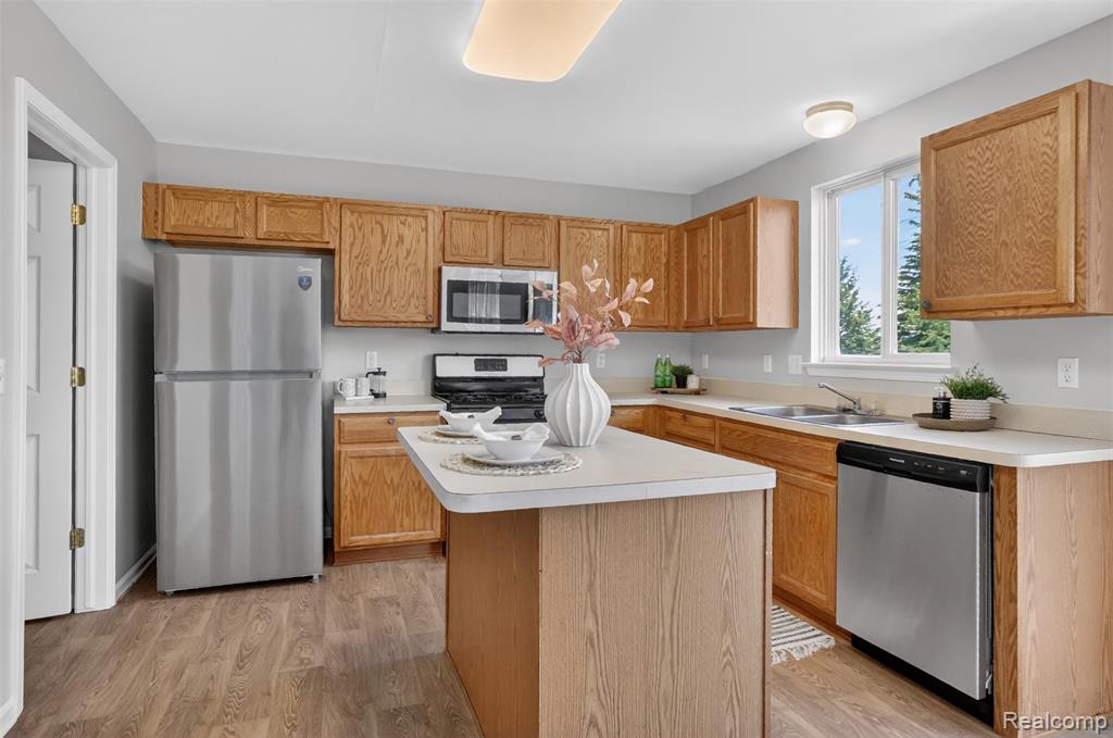 7460 Kensington Drive, Ypsilanti, MI 48197 — Photo 19