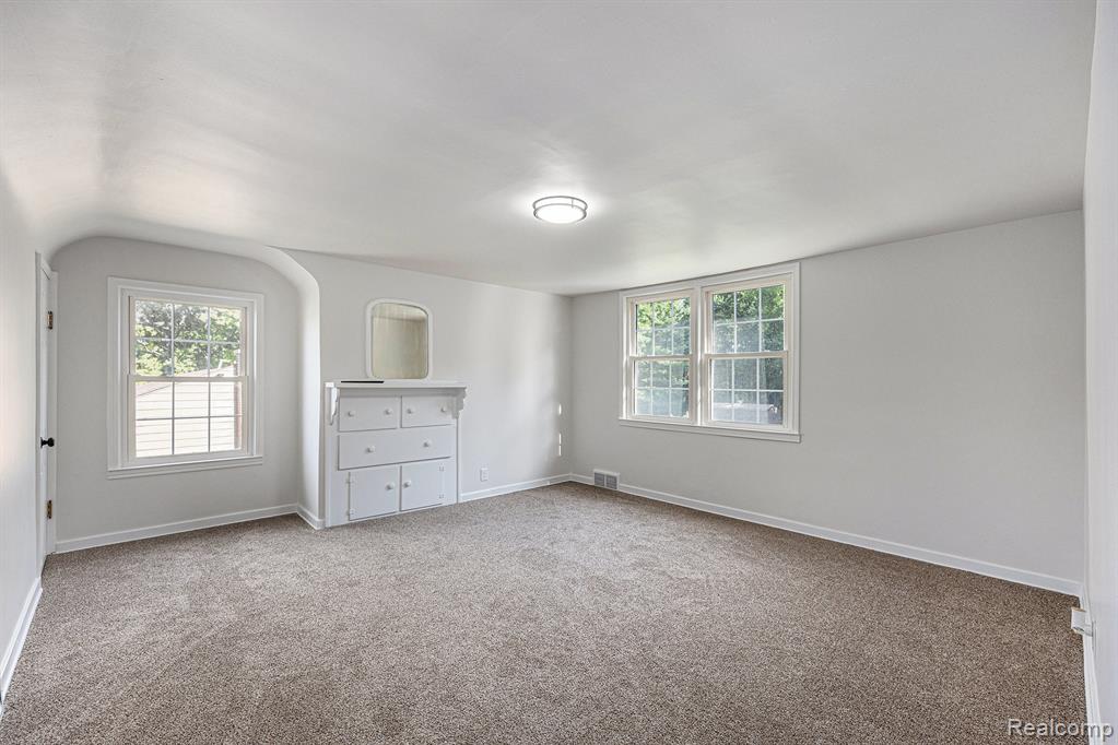5294 E Atherton Road, Burton, MI 48519 — Photo 14