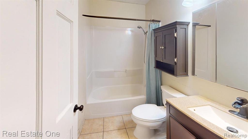 4160 FORBUSH Avenue, West Bloomfield, MI 48323 — Photo 15