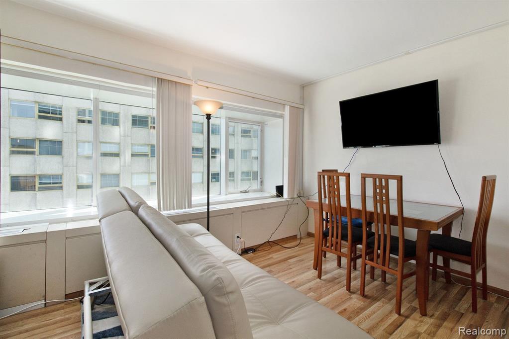 555 E William Street, 5J, Ann Arbor, MI 48104 — Photo 11