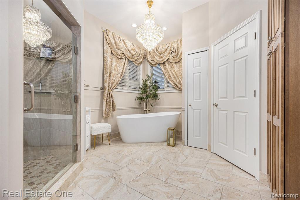 562 SPRINGVIEW Drive, Rochester, MI 48307 — Photo 22