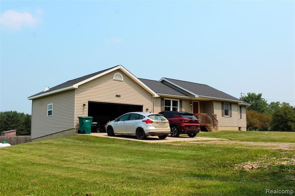 1583 E Lansing Road, Morrice, MI 48857 — Photo 39