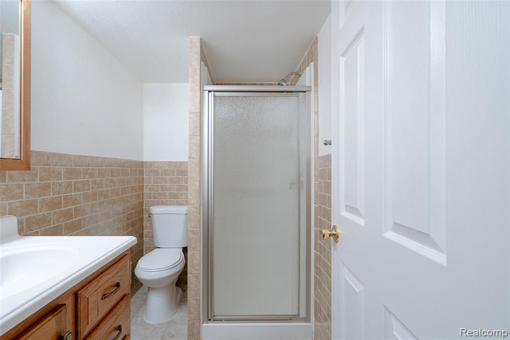 45429 Brunswick Drive, Canton, MI 48187 — Photo 28