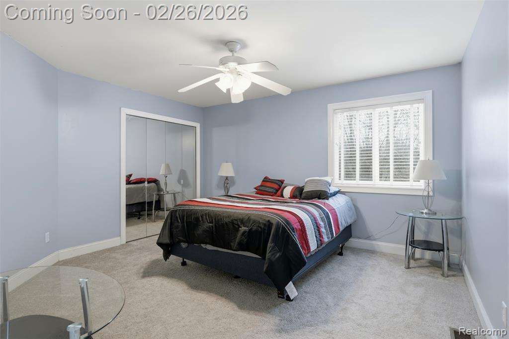 65690 North Avenue, Ray, MI, 00000