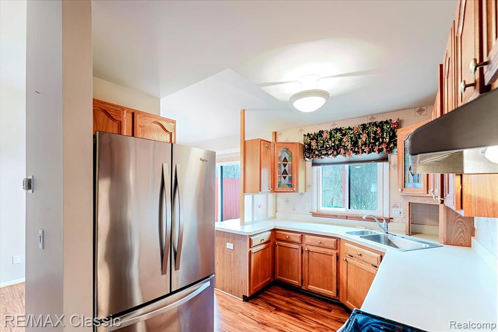 9039 Lake E Road, 45, Clarkston, MI 48348 — Photo 16