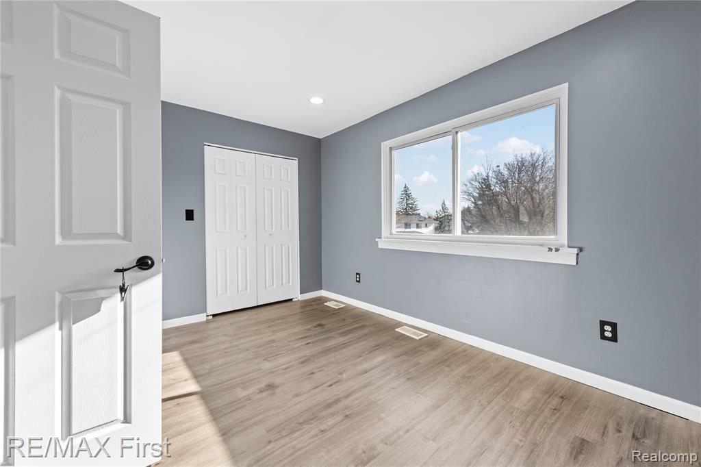 4306 Tallman Drive, Troy, MI 48085 — Photo 16
