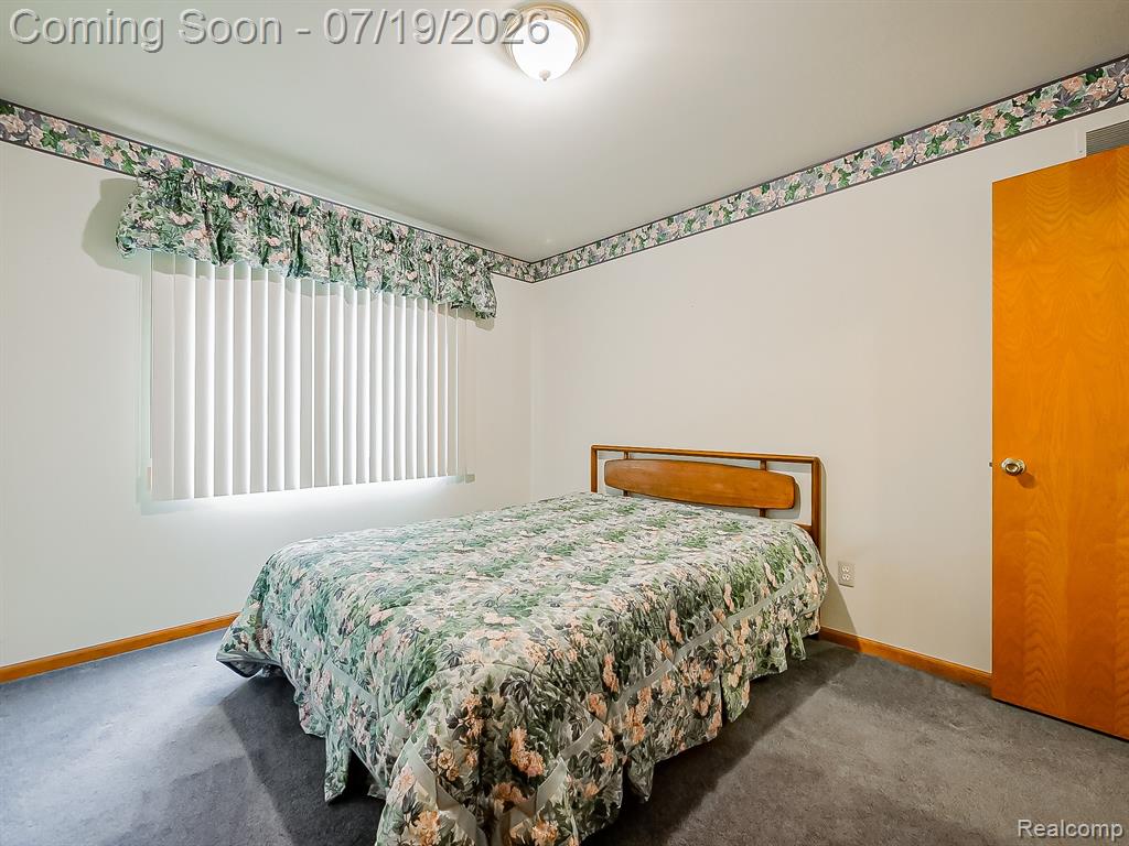 43461 Pointe Drive, Clinton Twp, MI 48038 — Photo 28
