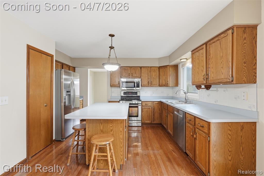 2142 Cumberland Drive, Brighton, MI 48114 — Photo 10
