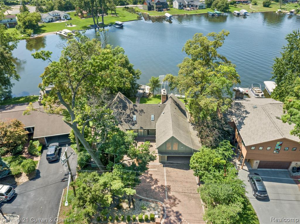 1439 Shankin Drive, Wolverine Lake, MI 48390 — Photo 38