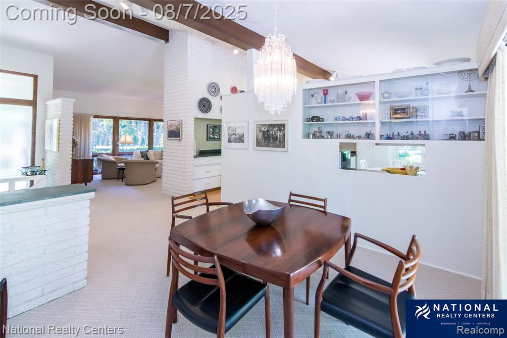 4933 Malibu Drive, Bloomfield Hills, MI 48302 — Photo 31