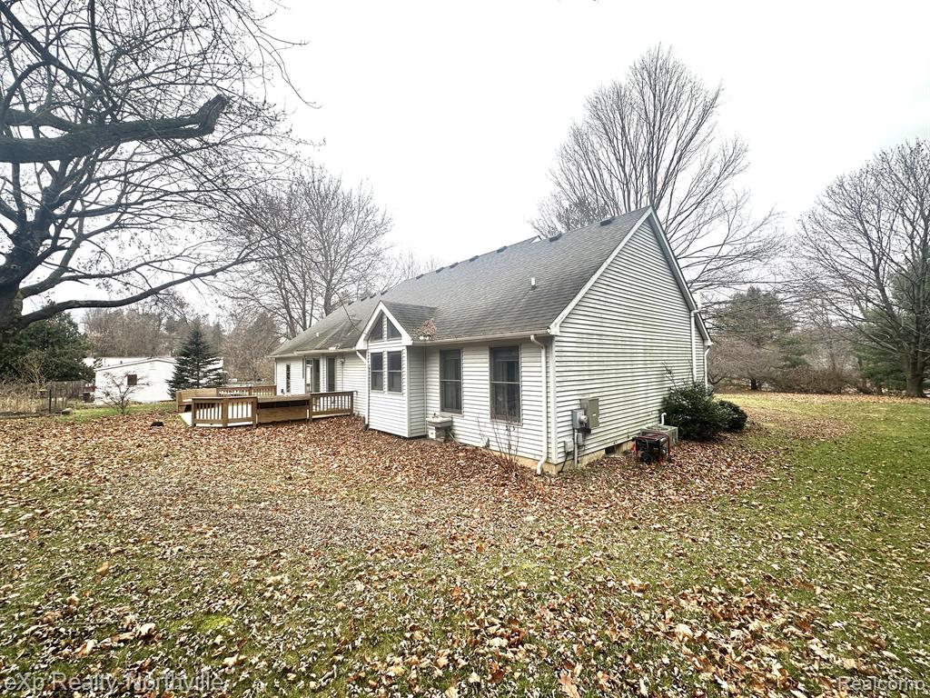 8255 N TERRITORIAL Road, Dexter, MI 48130 — Photo 6