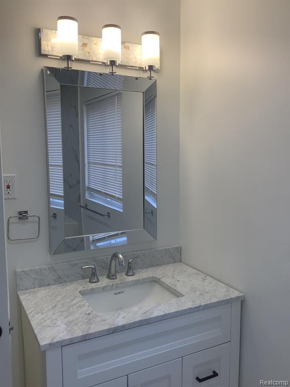 6174 BISHOP Street, Detroit, MI 48224 — Photo 13