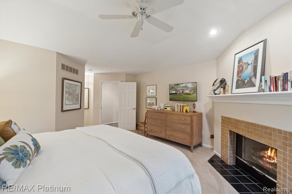 4355 Oak Pointe Drive, Brighton, MI 48116 — Photo 20