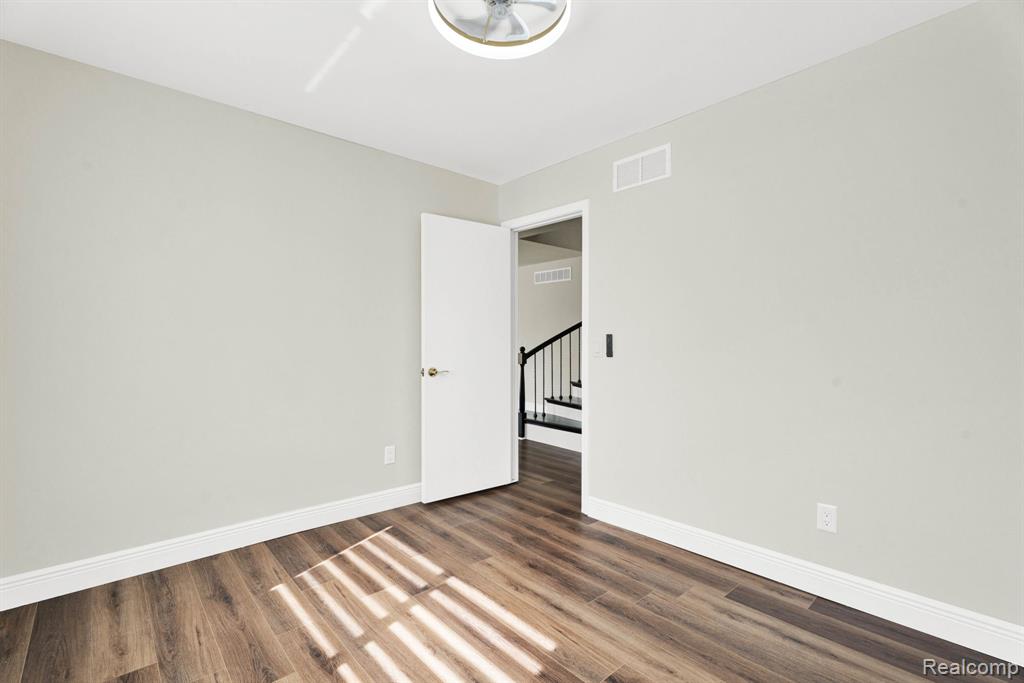 40206 Ashland Drive, Sterling Heights, MI 48313 — Photo 30
