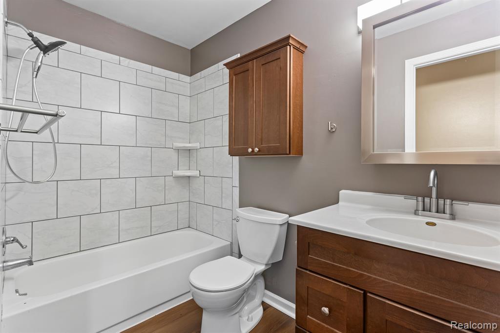 42562 SARATOGA Road, Canton, MI 48187 — Photo 10
