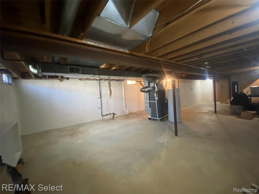 5057 Sandalwood Drive, Grand Blanc, MI 48439 — Photo 23