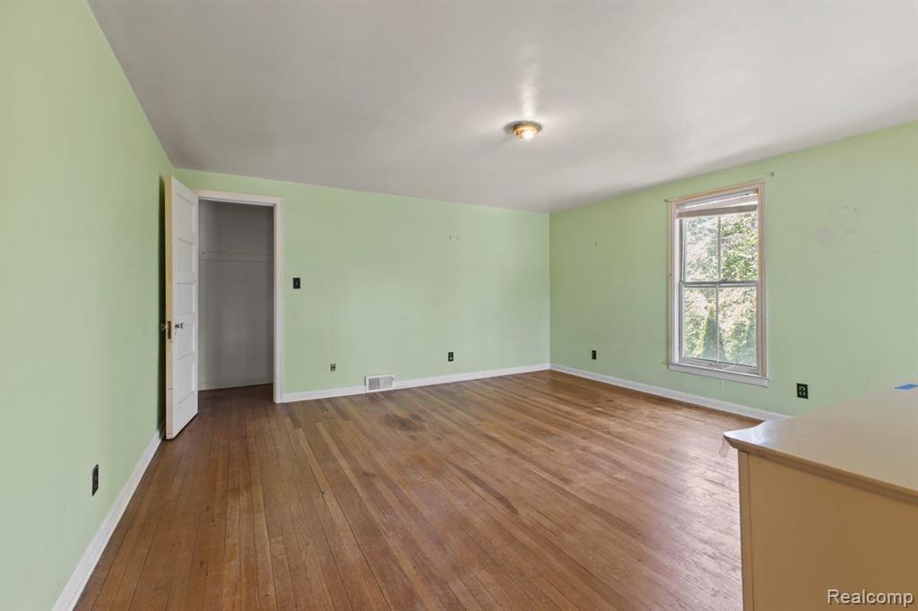 5390 Oak Hill Road, Clarkston, MI 48348 — Photo 24