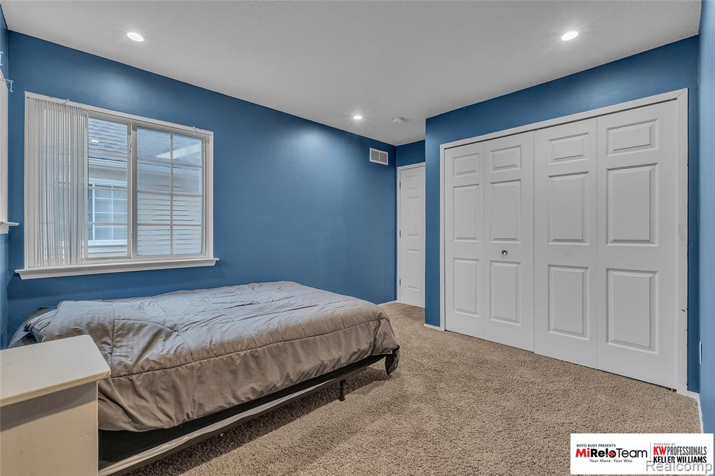 4516 Willow View Court, Howell, MI 48843 — Photo 16