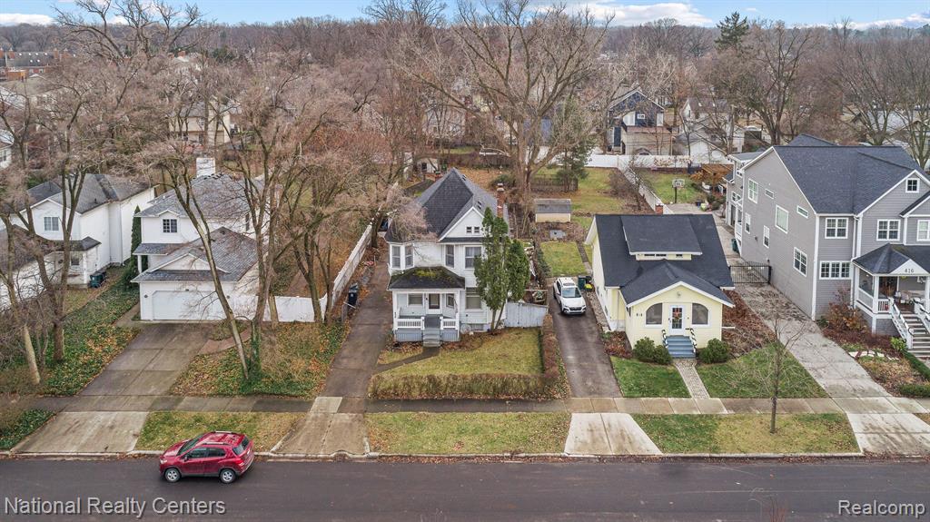426 E KENILWORTH Avenue, Royal Oak, MI 48067 — Photo 20