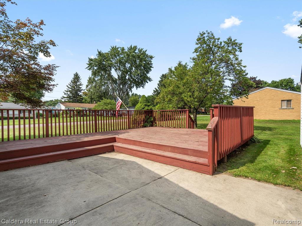 50560 PARSONS Drive, Shelby Twp, MI 48317 — Photo 33