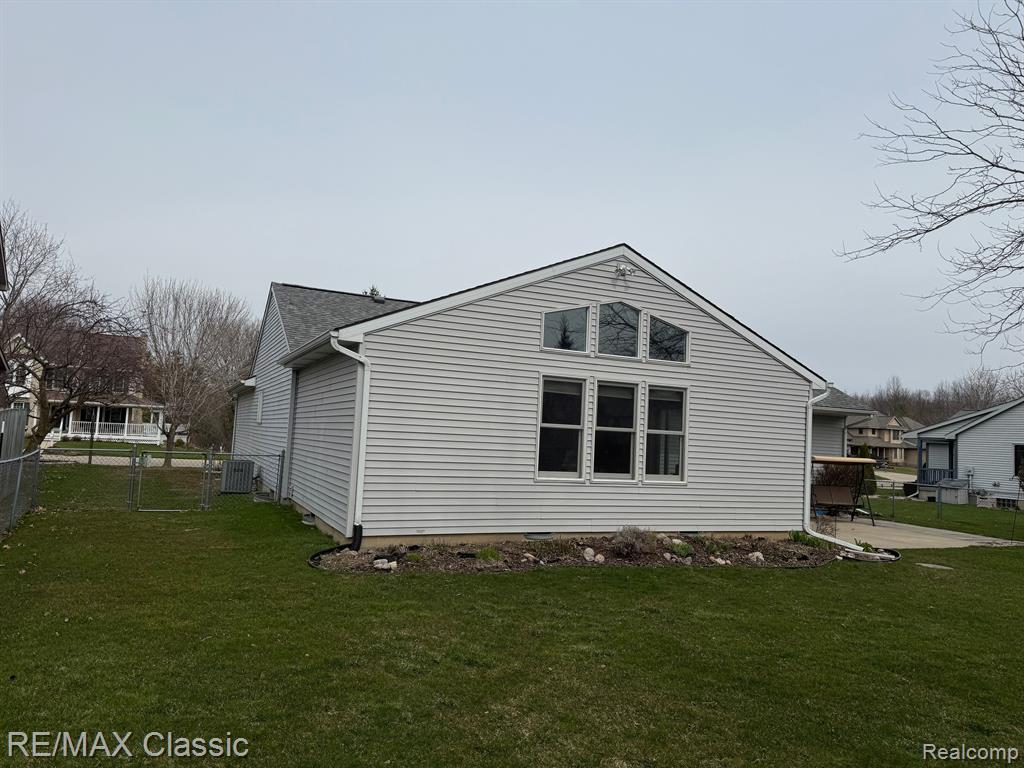 5855 Caleta Drive, Lansing, MI 48911 — Photo 46