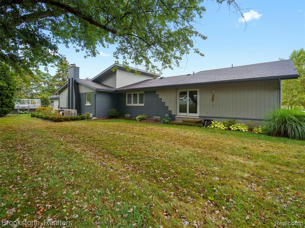 4820 Valley Vista Lane, Troy, MI 48098 — Photo 44