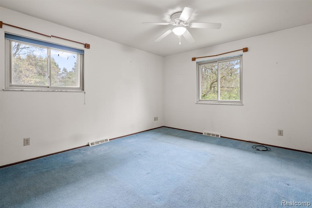 7540 Dexter Pinckney Road, Dexter, MI 48130 — Photo 37