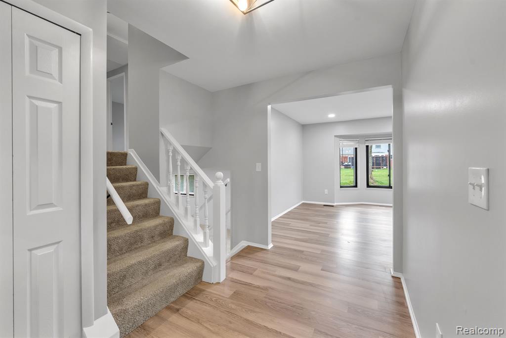 7323 Burgundy Street, Canton, MI 48187 — Photo 17
