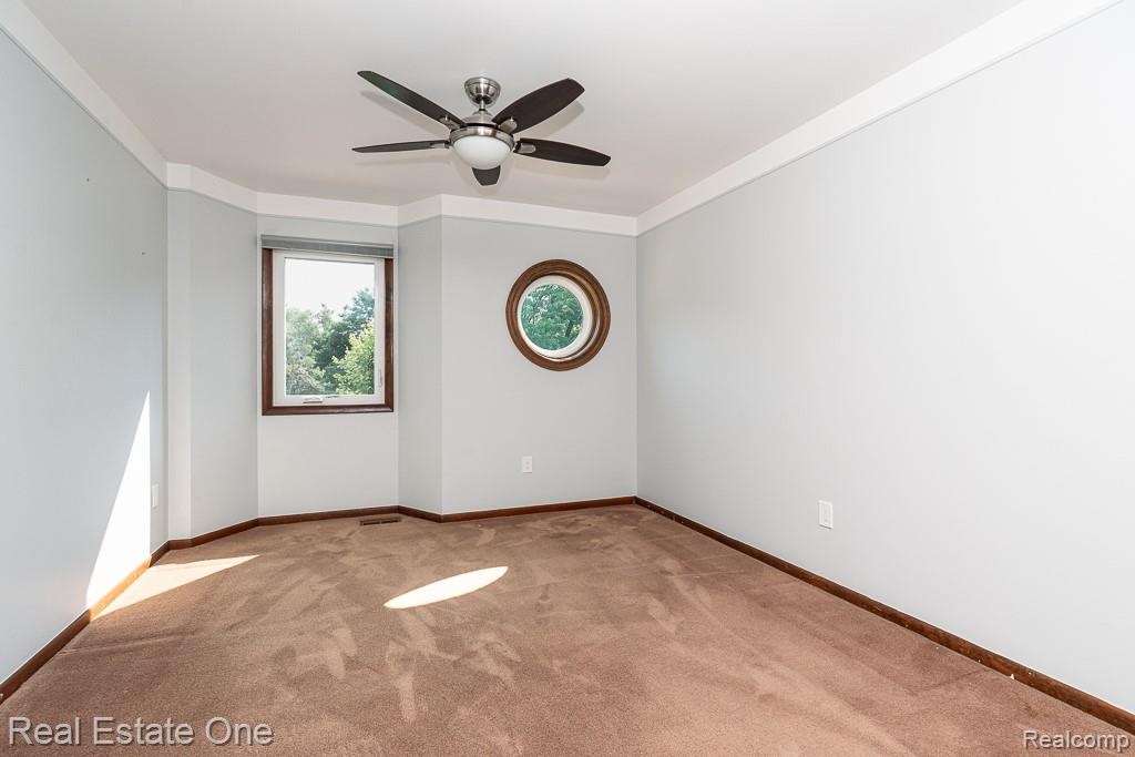 5129 Highmount Drive, Troy, MI 48098 — Photo 22