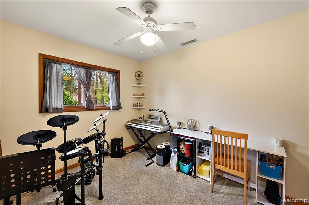4550 Independence Drive, Clarkston, MI — Photo 35