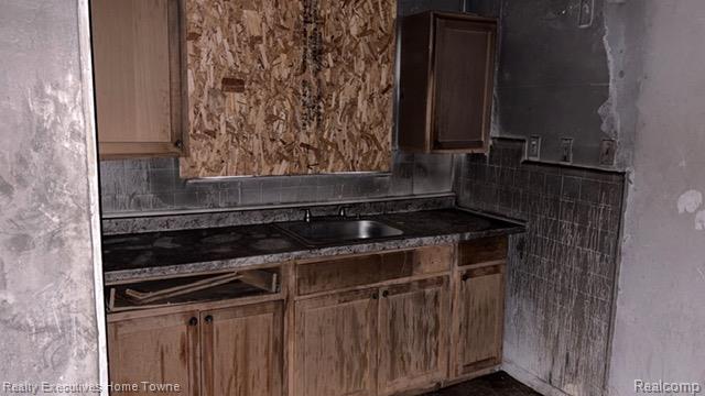 11690 Marlowe Street, Detroit, MI 48227 — Photo 11